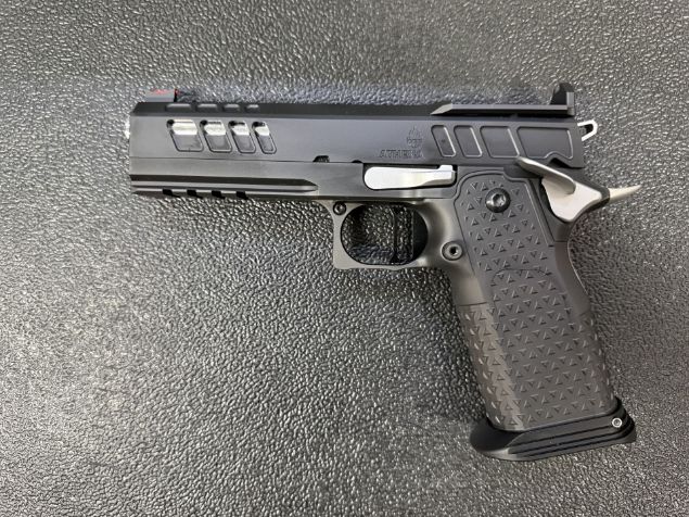 Picture of Atlas Athena V3 Two Tone